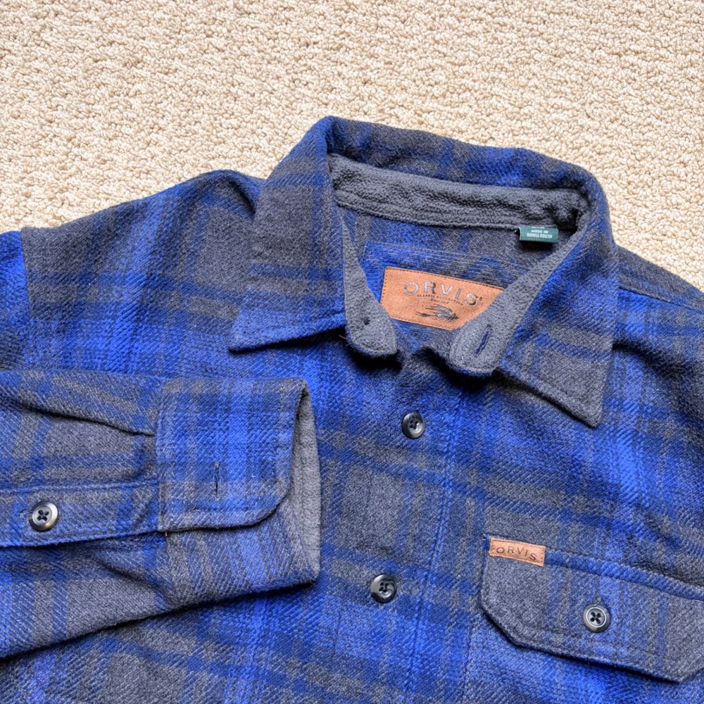 Orvis Mens M Blue Gray Plaid Flannel Shirt Jacket Button Up Pockets
